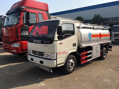 江鈴5噸油罐車QLG5082GJY型加油車 性能圖鑒與細節(jié)透視